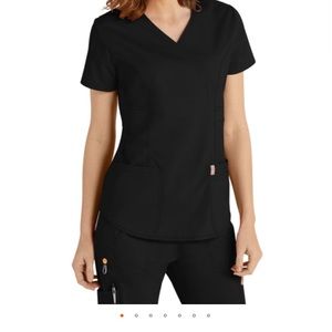 NEW Black scrub tob, anti microbial